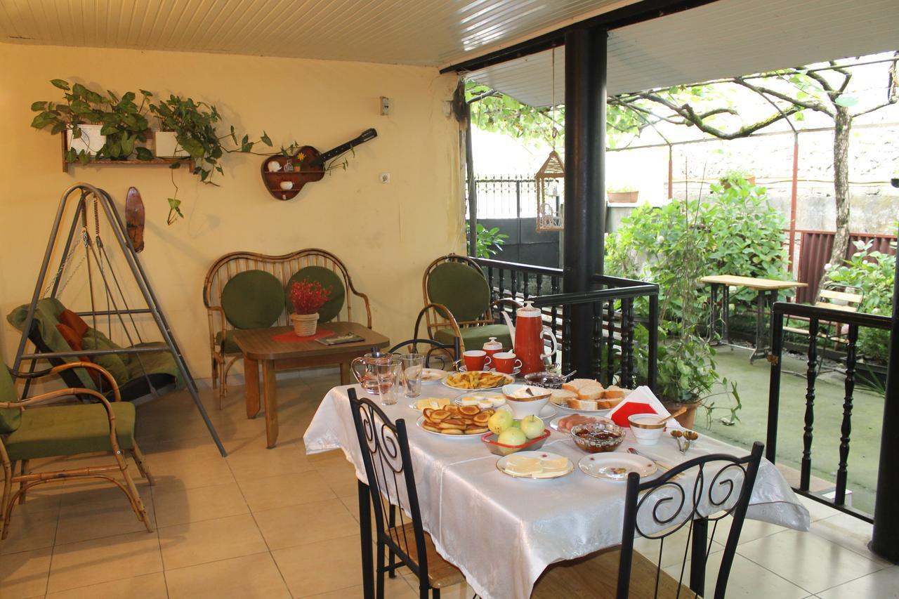 Hotel The Kiwi House Lagodechi Exterior foto